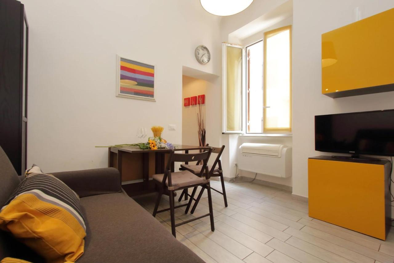 4Bnb - Ombrellari 4 Řím Exteriér fotografie